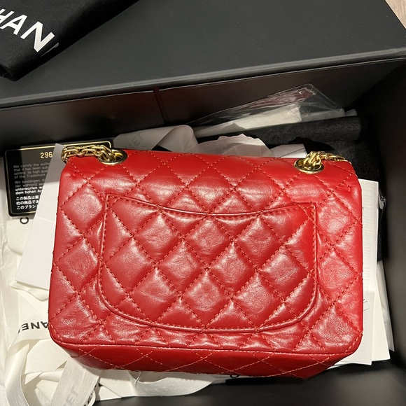 Authentic Chanel 2.55 mini aged calfskin in Red - Picture 6 of 9